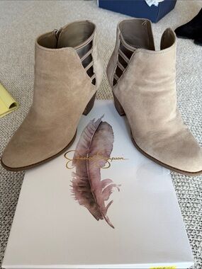 Jessica Simpson Beige Suede Cutout Ankle Booties